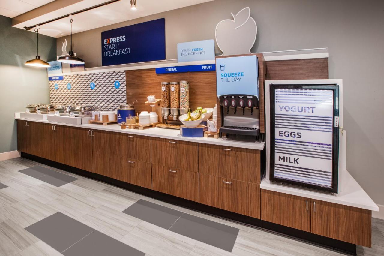 Holiday Inn Express & Suites - Miramar By Ihg מראה חיצוני תמונה