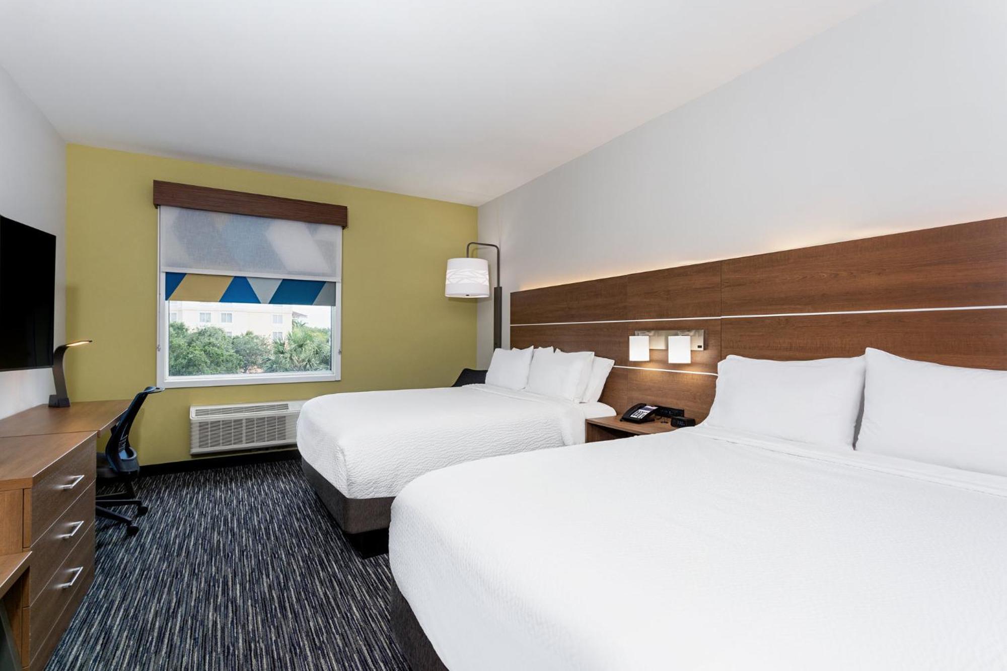 Holiday Inn Express & Suites - Miramar By Ihg מראה חיצוני תמונה
