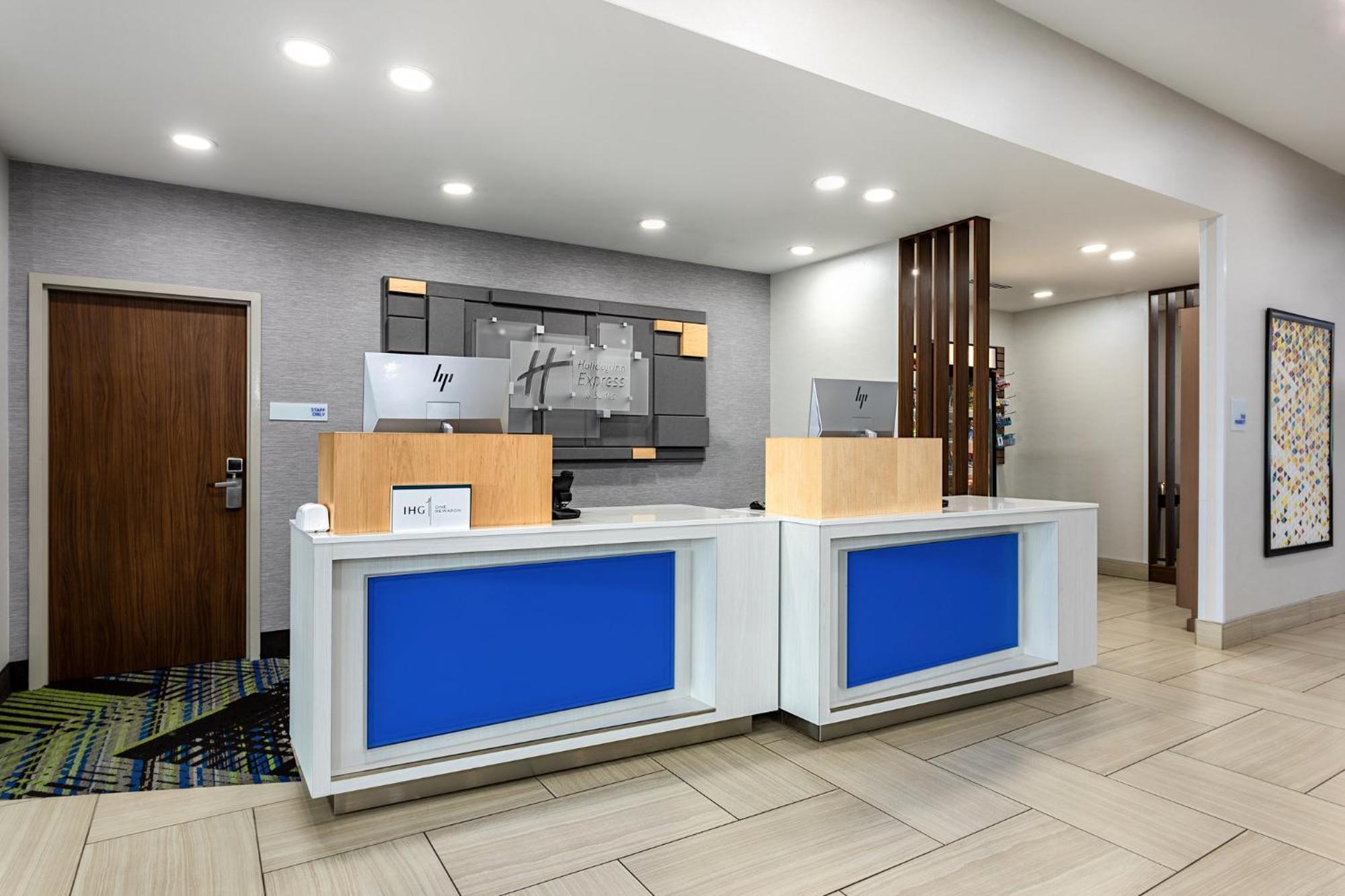 Holiday Inn Express & Suites - Miramar By Ihg מראה חיצוני תמונה
