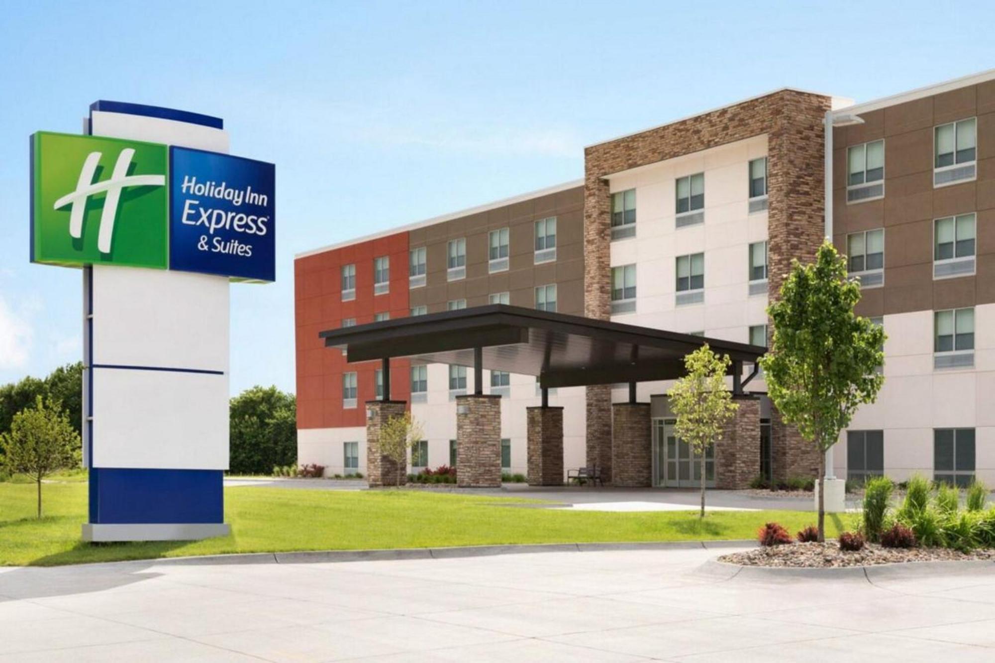 Holiday Inn Express & Suites - Miramar By Ihg מראה חיצוני תמונה